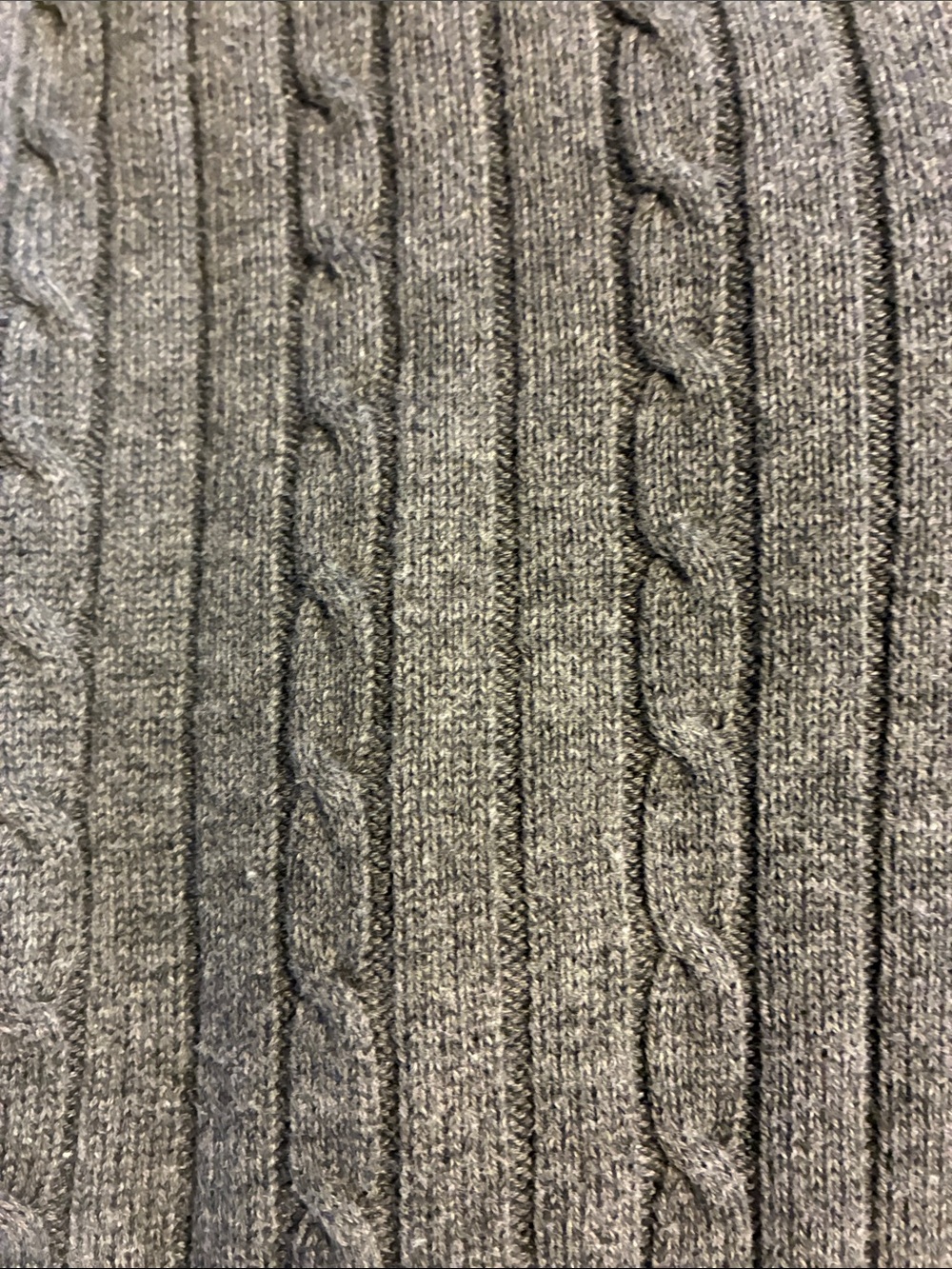 Men's Izod 2XL V-Neck Cable Knit Sweater - Black - Picture 3 of 4